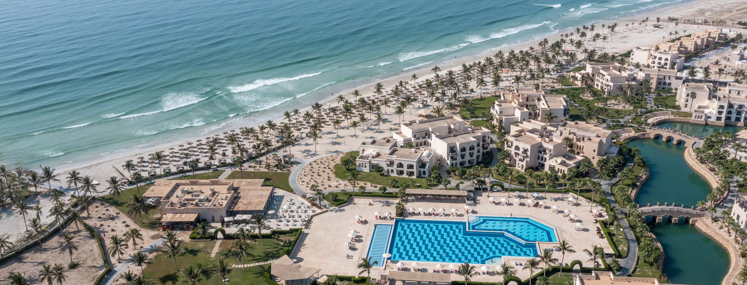 Hawana Salalah – resort vanuit de lucht