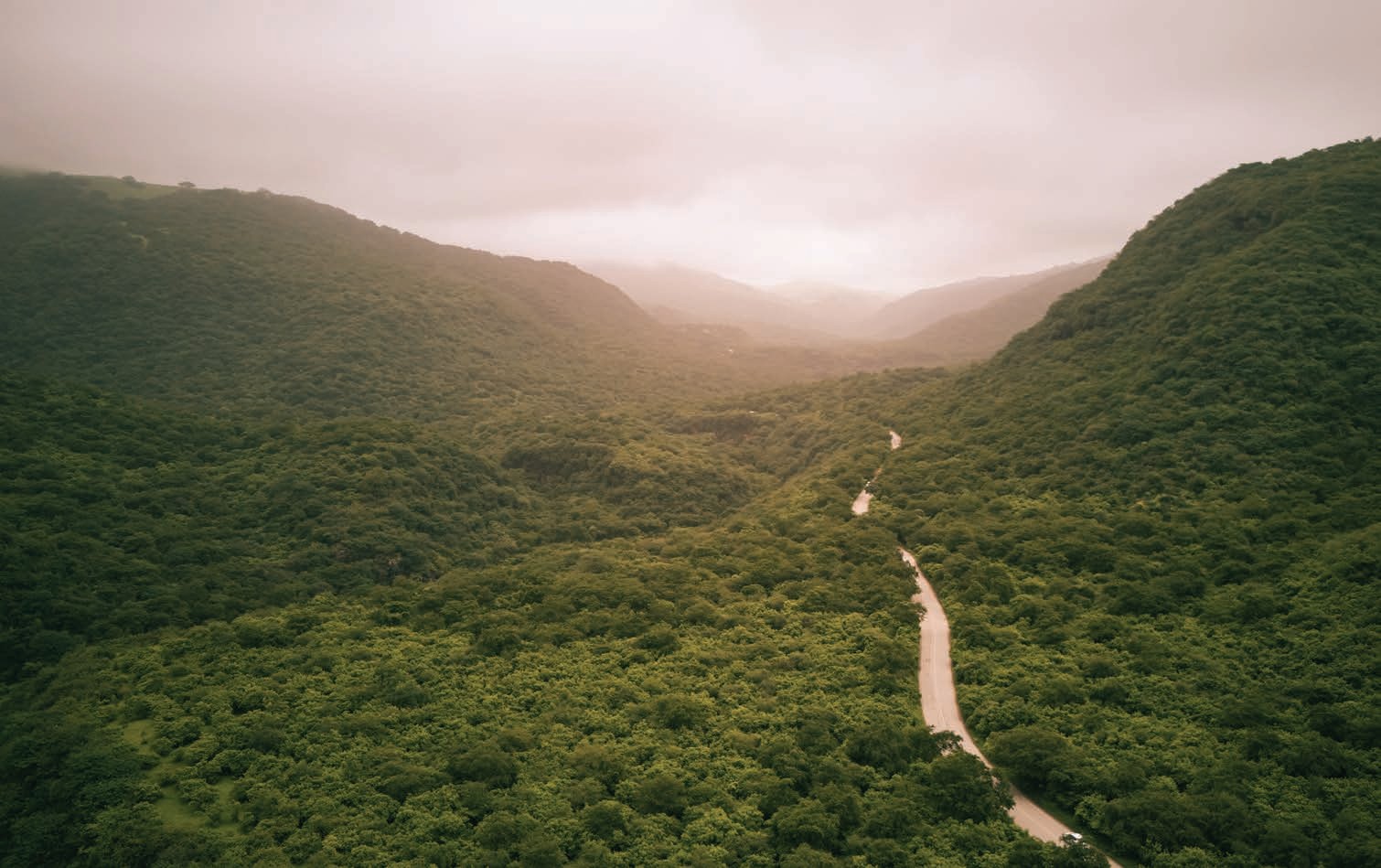 Salalah – groene bergen tijdens Khareef seizoen